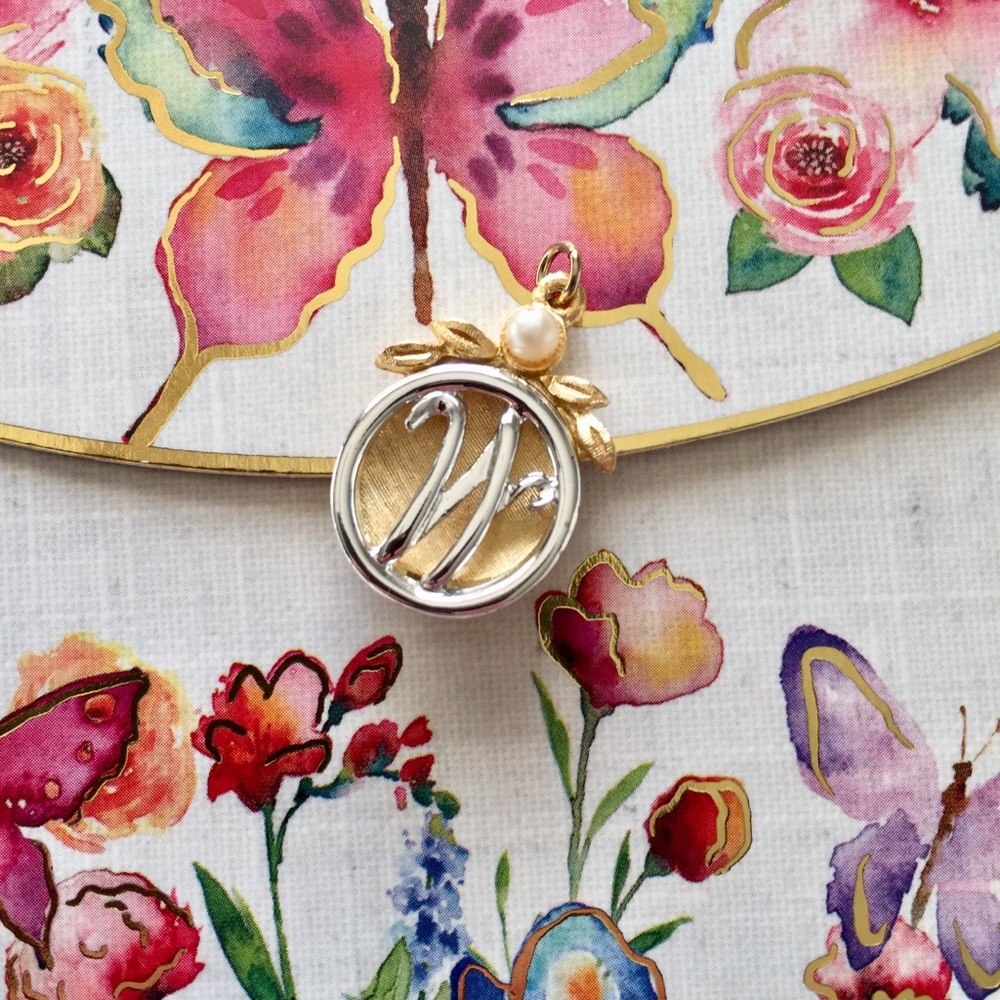 “W” Initial Charm with Leaves & Pearl
